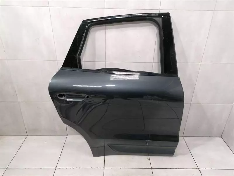 PORSCHE MACAN 95B Right Rear Door 95B833022 Tür Hinten Rechts