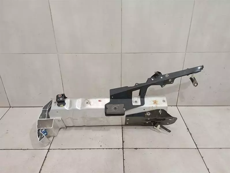 McLaren 720S Right Front Chassis Leg 720s Rechts Vorne Radhaus Träger 14AA241CP - Image 2