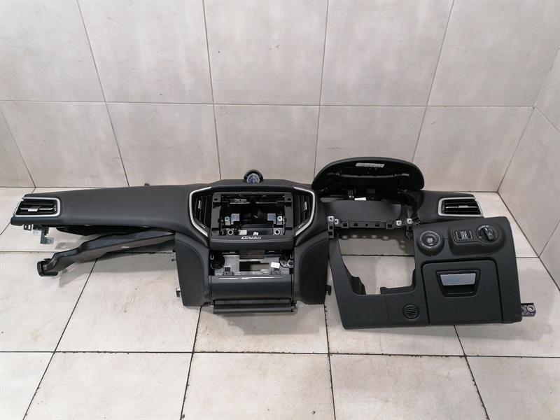MASERATI GHIBLI M157 Dashboard Set With Switches And Clock RECHTSLENKER RHD