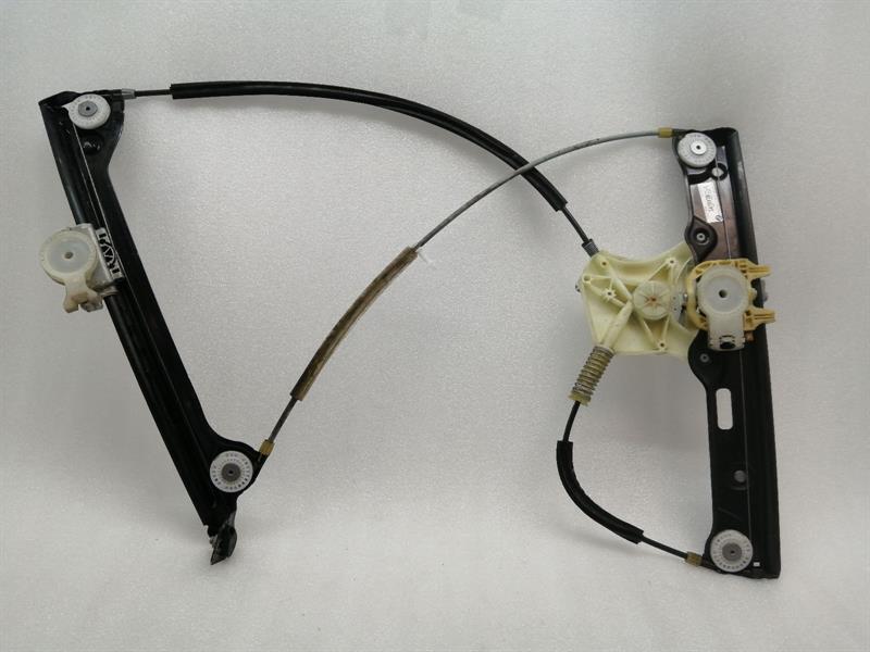 BMW 6 Series F13 Right Front Door Winder 7303786 Fensterheber vorne rechts