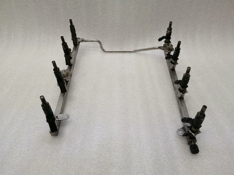 MERCEDES S-class W221 Fuel Rail A2730700995 Einspritzleiste Rohr Verteiler OM273