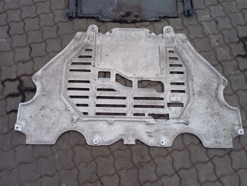 PORSCHE CAYMAN 718 UNDERTRAY 99150460104 Unterbodenverkleidung - Image 2