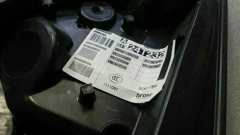 MERCEDES A Class W176 Right Rear Door Winder A1767304400 Fensterheber hinten RE - Image 2