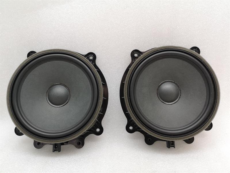 TESLA MODEL 3 LONG RANGE Speaker set of 2 1079744-00-E Lautsprecher satz
