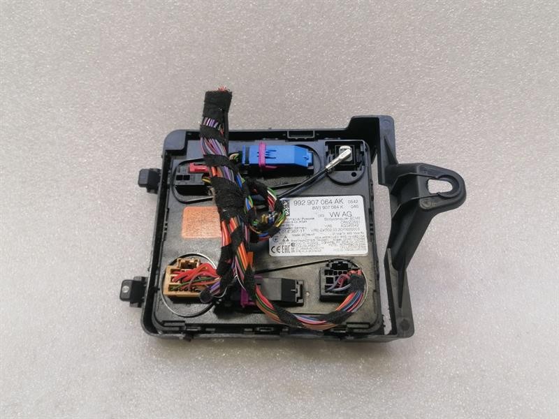 PORSCHE TAYCAN 9J Electronic module 992907064AK Steuergerät BCM