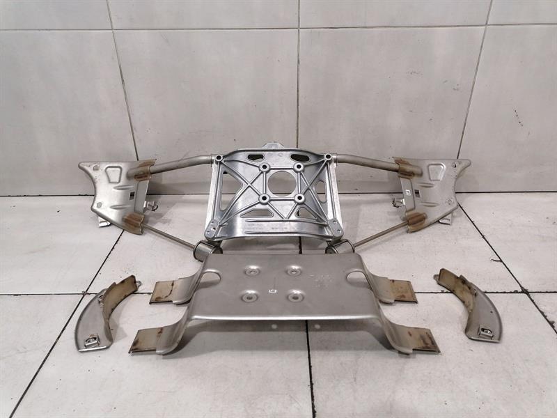 PORSCHE CAYMAN 718 GT4 Holder- Bracket 98111112806 Halter Träger EXHAUST GT4 SET