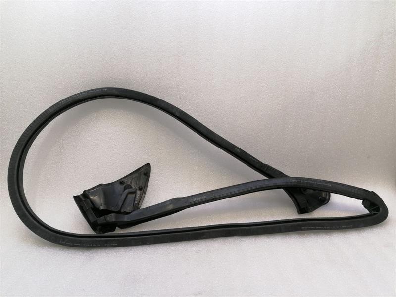 BENTLEY CONTINENTAL GT 18-24 3S 3SD Door Seal 3SD867367B Türdichtungen