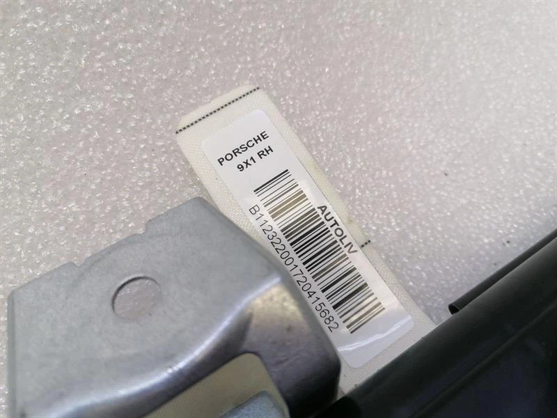 PORSCHE CAYMAN 718 Module 99180309201 RIGHT Modul - Image 3