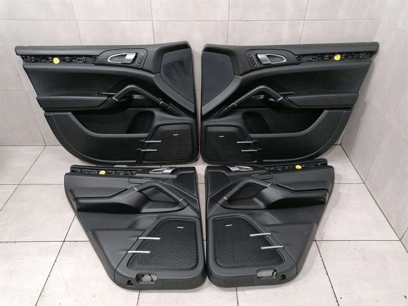 PORSCHE CAYENNE 958 Door Card Set 95855520100 Türverkleidung Satz LEATHER ROLLO