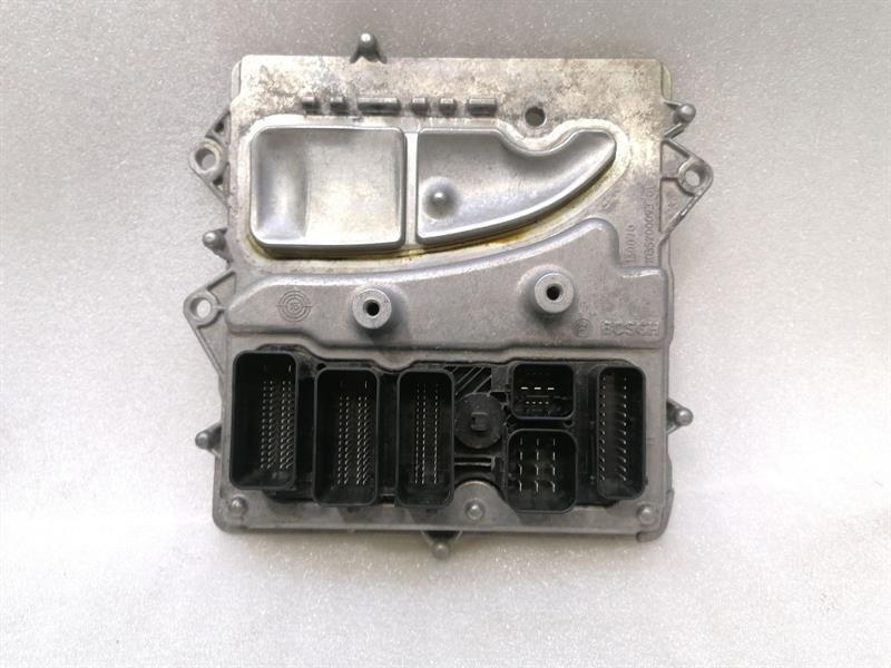 BMW 3 Series M3 F80 Engine ECU 8679840 Motorsteuergerät