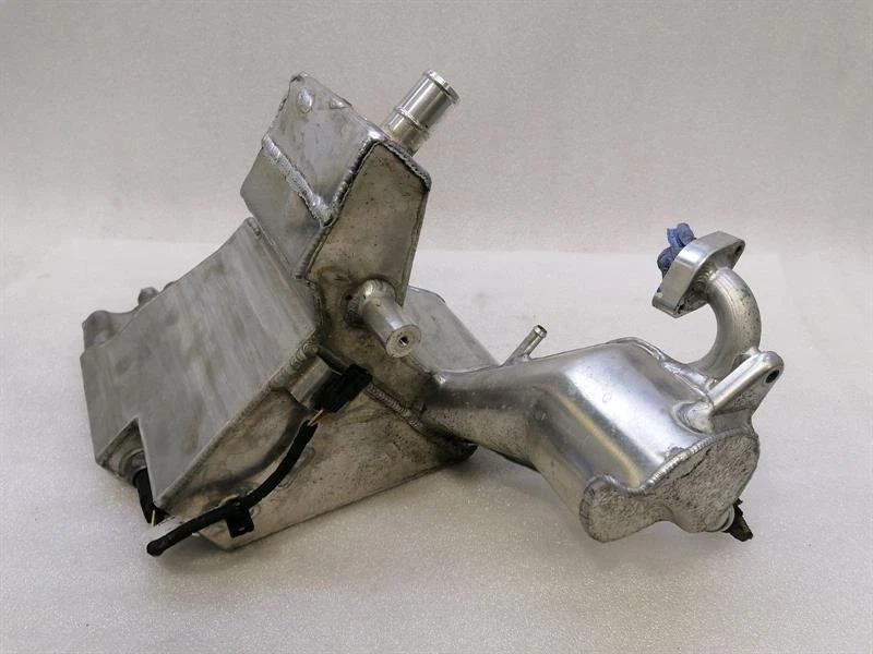 McLaren 570S Spider Oil sump 11F1178CP ÖLWANNE - Image 7