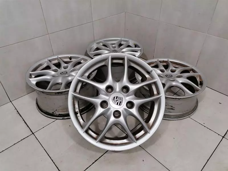 PORSCHE BOXSTER 986  Alloy Wheel 98636212607 Alufelge  17-inch Boxster S II