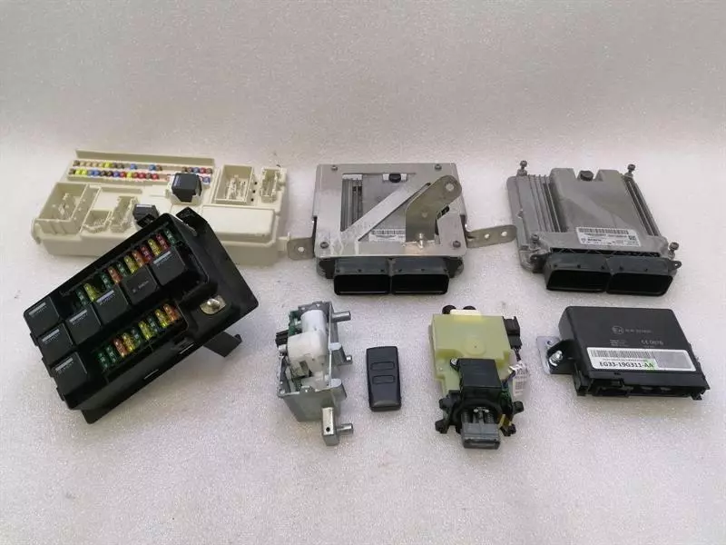 ASTON MARTIN VANTAGE V12 Engine ECU ED23-12A650-AA Motorsteuergerät - Image 2