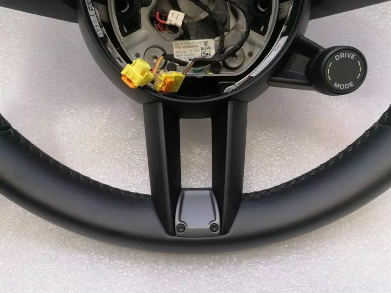 PORSCHE TAYCAN 9J Steering Wheel 992419798A Lenkrad HEATED 36CM  SPORT - Image 5