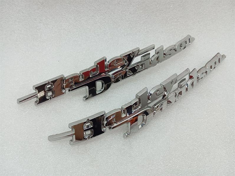 HARLEY-DAVIDSON 61830-08 61831-08 FUEL TANK EMBLEM SET LOGO BADGES RIGHT LEFT