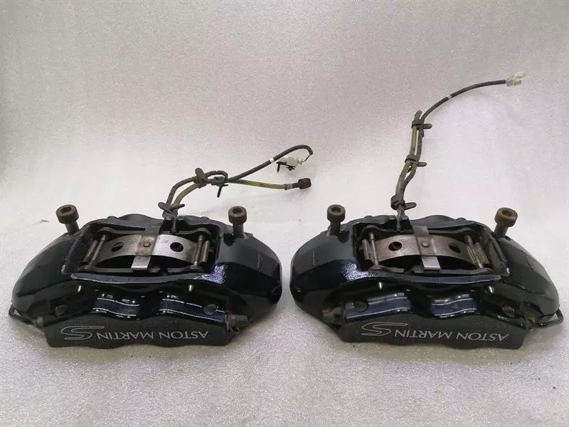 ASTON MARTIN DBS V12 Rear caliper set 8D33-2C465-CA Bremssattel Hinten BREMBO - Image 2