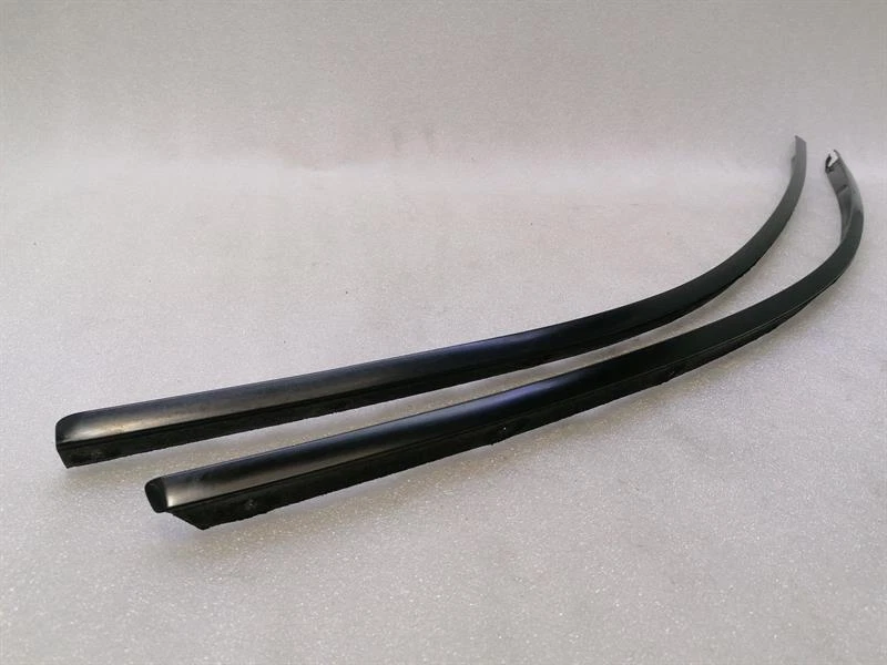 ASTON MARTIN DB7 VANTAGE Weatherstrip set 83-83563 Leiste satz - Image 4