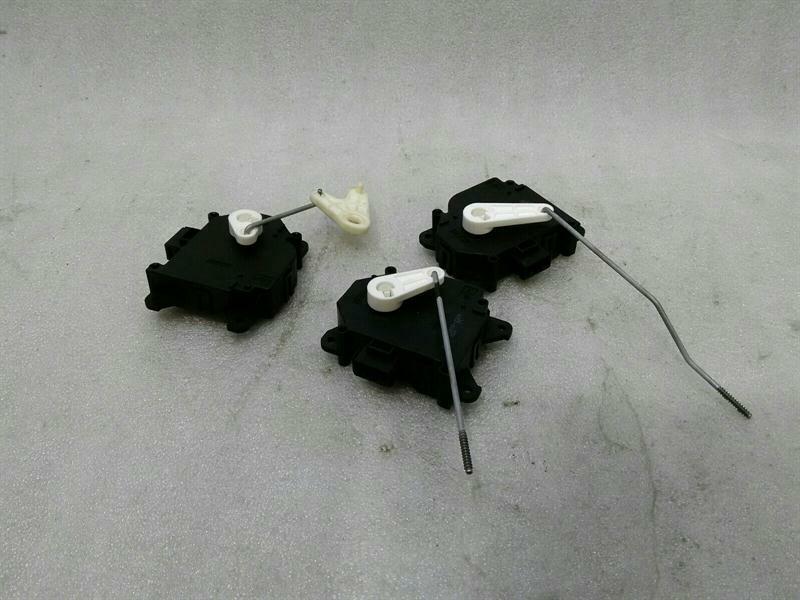 ASTON MARTIN VANQUISH S AM29 Vent Flap Motor Set 113800-2340 Servomotor Satz