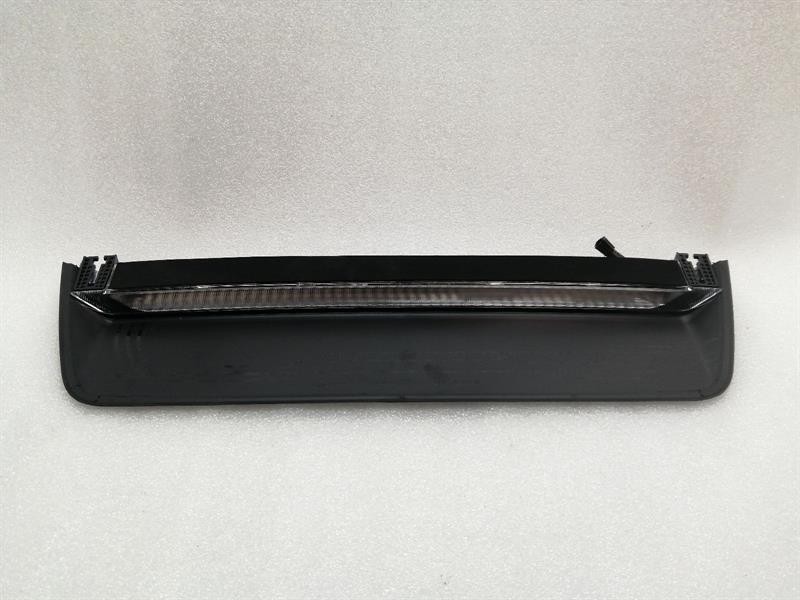 PORSCHE TAYCAN 9J Stop/Brake light 9J1945211D Bremsleuchte