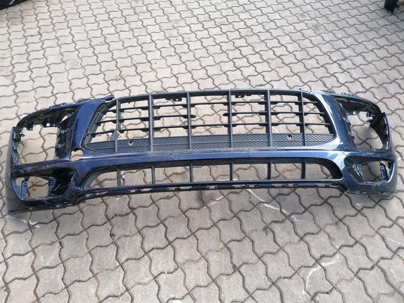 PORSCHE MACAN 95B Front Bumper 95B807221A Vorne Stoßstange 13-18