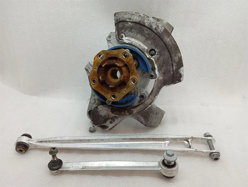 PORSCHE CAYMAN 718 GT4 Left Rear Hub 982505435D Radlagergehäuse Hinten Links - Image 2