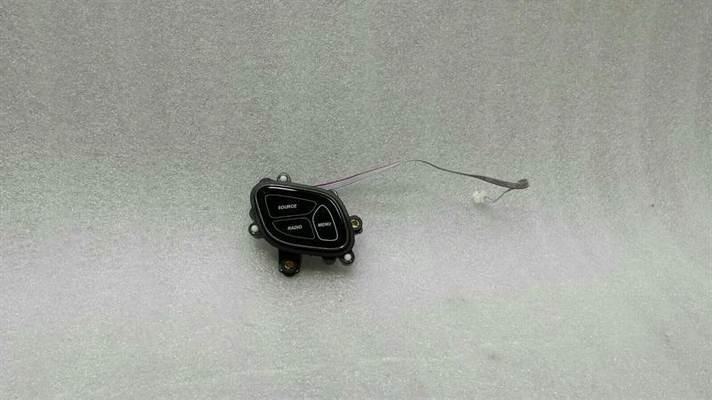 ASTON MARTIN VANQUISH S AM29 Radio Switch CD33-70445-BD Menu Schalter - Image 2