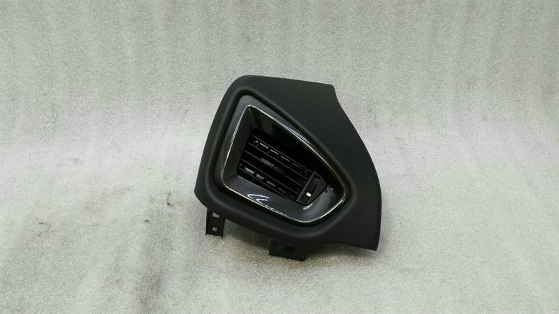 ASTON MARTIN VANQUISH S RHD Left Air vent CD33-046B30-AB Rechtslenker Leder