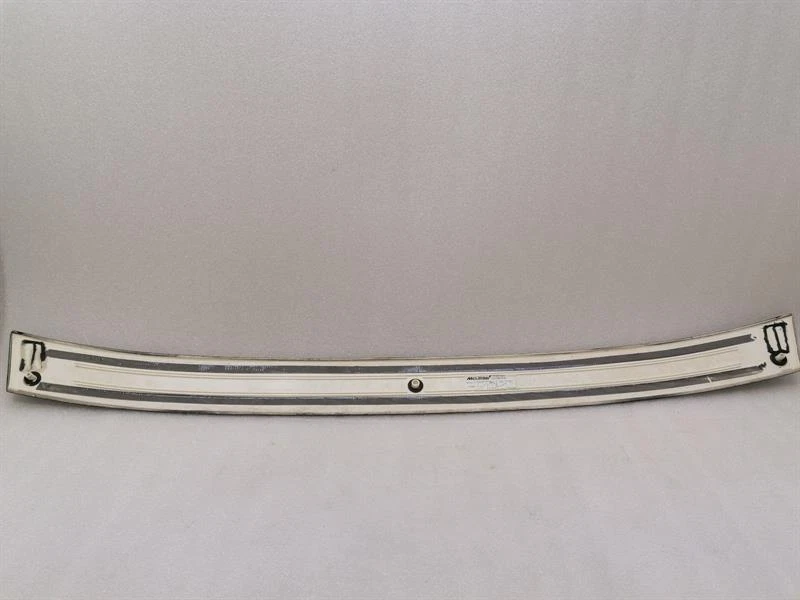 McLaren 720S Spider 14AB139SP SPIDER TOP BLACK WINDSHIELD TRIM - Image 6