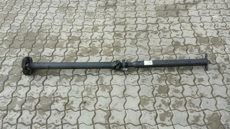 MERCEDES C Class W205 C350e Kombi Propshaft A2054109601 Kardanwelle