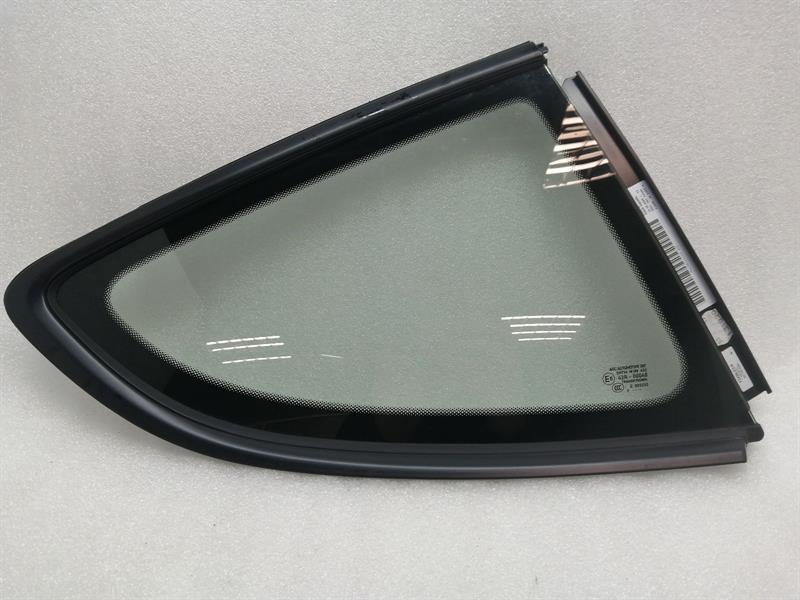 PORSCHE CAYMAN 718  Right Rear Quarter Glass 98154311212 Türscheibe ¼ Hinten RE