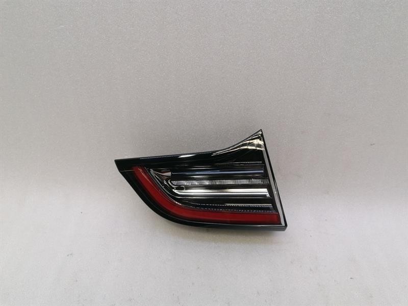 TESLA MODEL 3 STANDARD RANGE Left Rear Light 1502088-00-B Rückleuchte Hinten Li