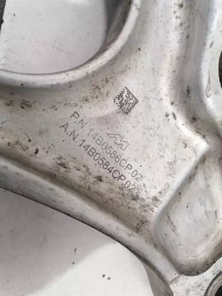 McLaren 720S Left Rear Hub 14BA022CP Radlagergehäuse Hinten Links SATZ - Image 7