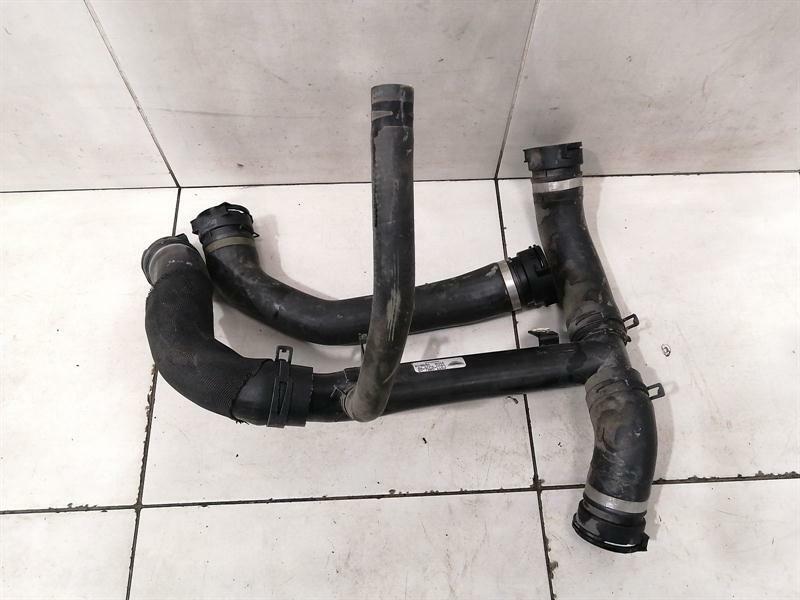ASTON MARTIN DB9 V12 Cooling Pipe CD33-8556-AB Kühlwasserschlauch Schlauch satz