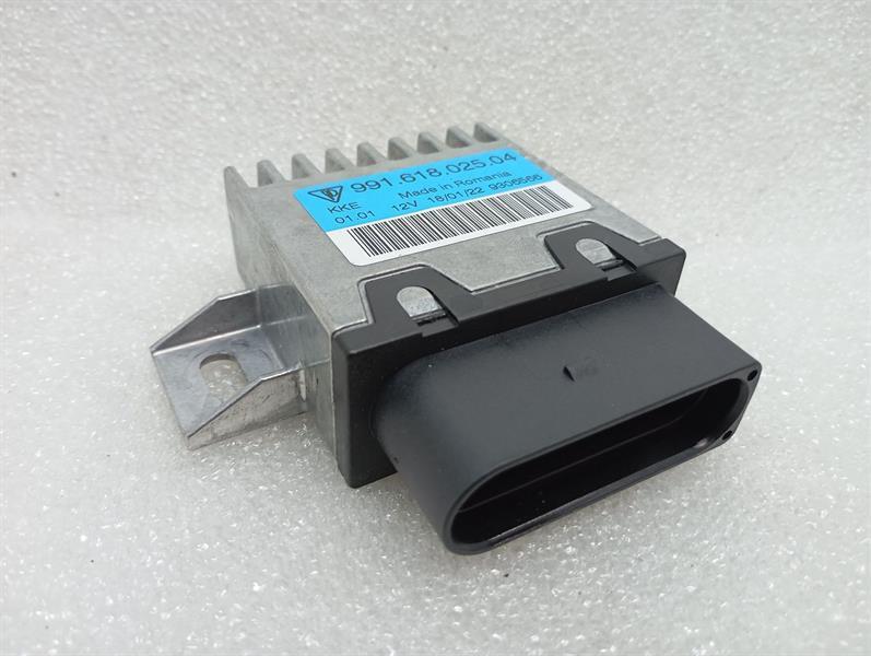 PORSCHE CAYMAN 718 GT4 Electronic module 99161802504 FUEL PUMP Steuergerät