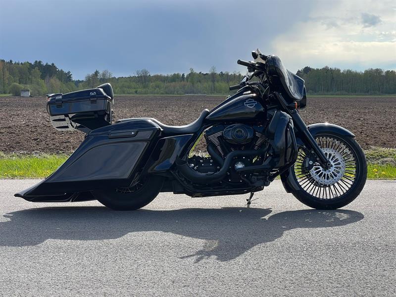 2008 Harley-Davidson FLHRC FLH  Street Glide