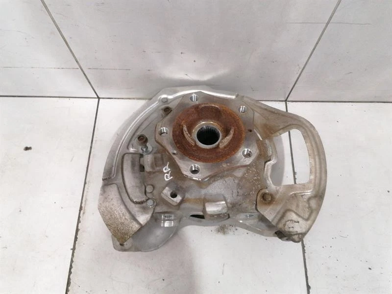 PORSCHE TAYCAN 9J Right Rear Hub 971505436J Radlagergehäuse Hinten Rechts