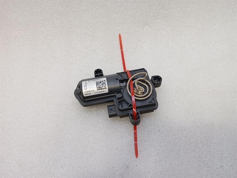 McLaren 720S Spider  Valve EXHAUST 14HA074CP Ventil AUSPUFF