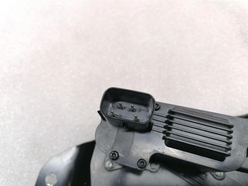 McLaren 570S Spider Door lock LEFT 11A8742CP Türschloss - Image 4