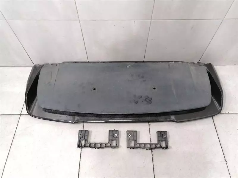 PORSCHE TAYCAN 9J 9J1807521B Turbo diffuser Carbon Heck Heckdiffusor Stoßstange
