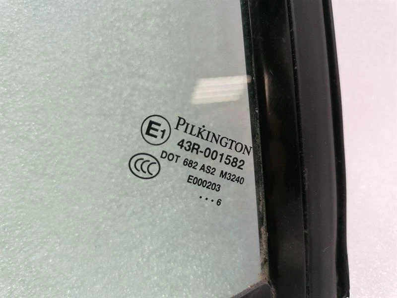 ASTON MARTIN DB9 Volante Right Rear Quarter Glass 4G43-N29750-BA Türscheibe Re - Image 3