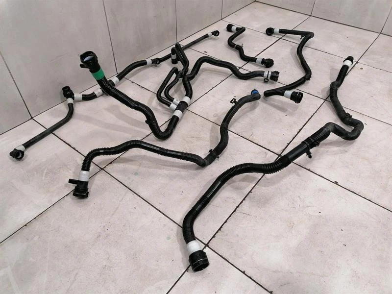 TESLA MODEL 3 Cooling Pipe set 1126916-00-C Kühlwasserschlauch Schlauch satz - Image 3