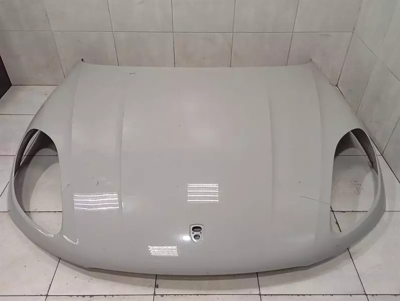 PORSCHE MACAN 95B Bonnet 95B823031 Motorhaube
