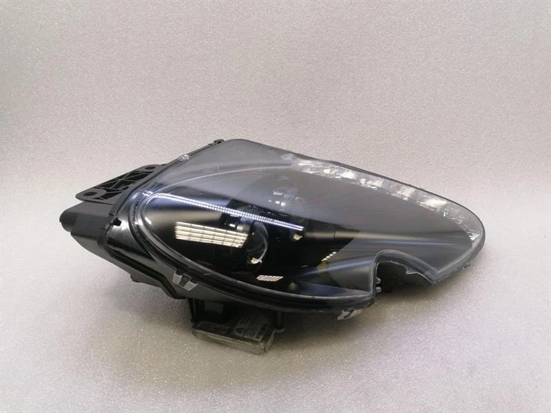 ASTON MARTIN VANTAGE V8 Right Headlight ED23-13W029-BC  LHD BLACK BEZEL - Image 3