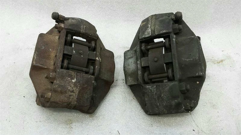 ORIGINAL PORSCHE 911F 911G TURBO 3.0 BREMSSATTEL SATZ VORNE FRONT - Image 4