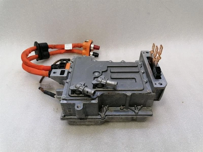 PORSCHE TAYCAN 9J Front Drive Unit module 9J1907124L Vorne Elektroantrieb