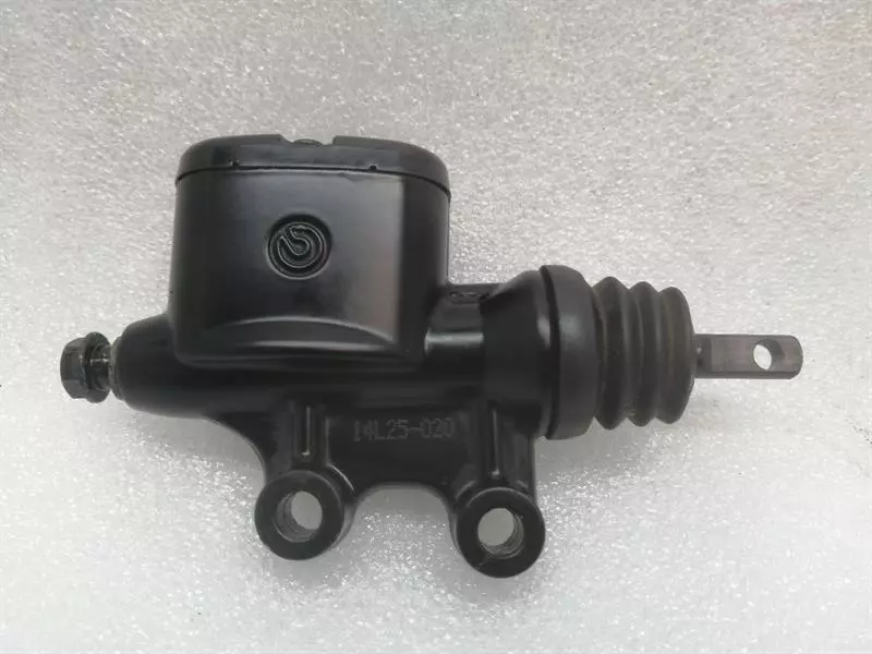 HARLEY-DAVIDSON STREET GLIDE Brake Master Cylinder 41700028A Hauptbremszylinder - Image 2