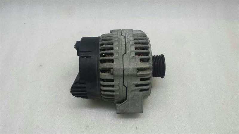 MERCEDES S-class W220  Alternator A0111543202 Lichtmaschine 150A