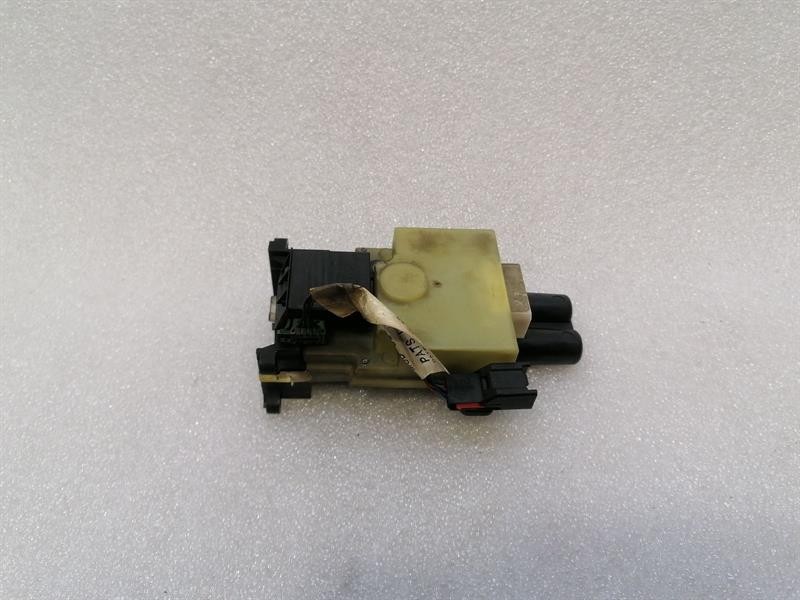 ASTON MARTIN RAPIDE AMR EZS ED23-19H386-AD Zündschloss