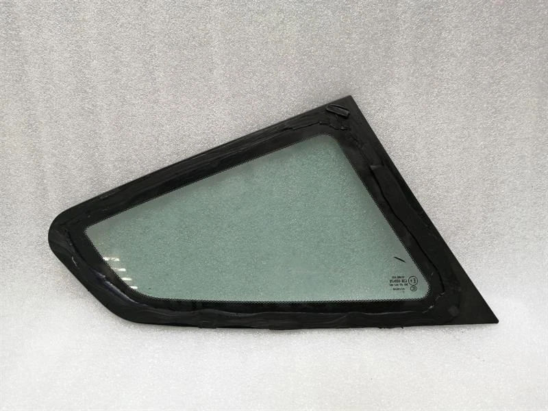 ASTON MARTIN VANTAGE V12 RLH quarter Glass 6G33-C29751-BA Türscheibe ¼ Hinten Li - Image 3