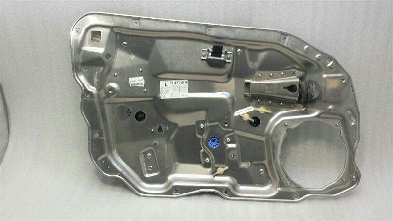 MERCEDES W221 Left Front Door Winder A2217200146 Fensterheber vorne links